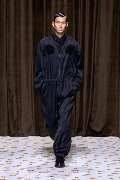 Look 34